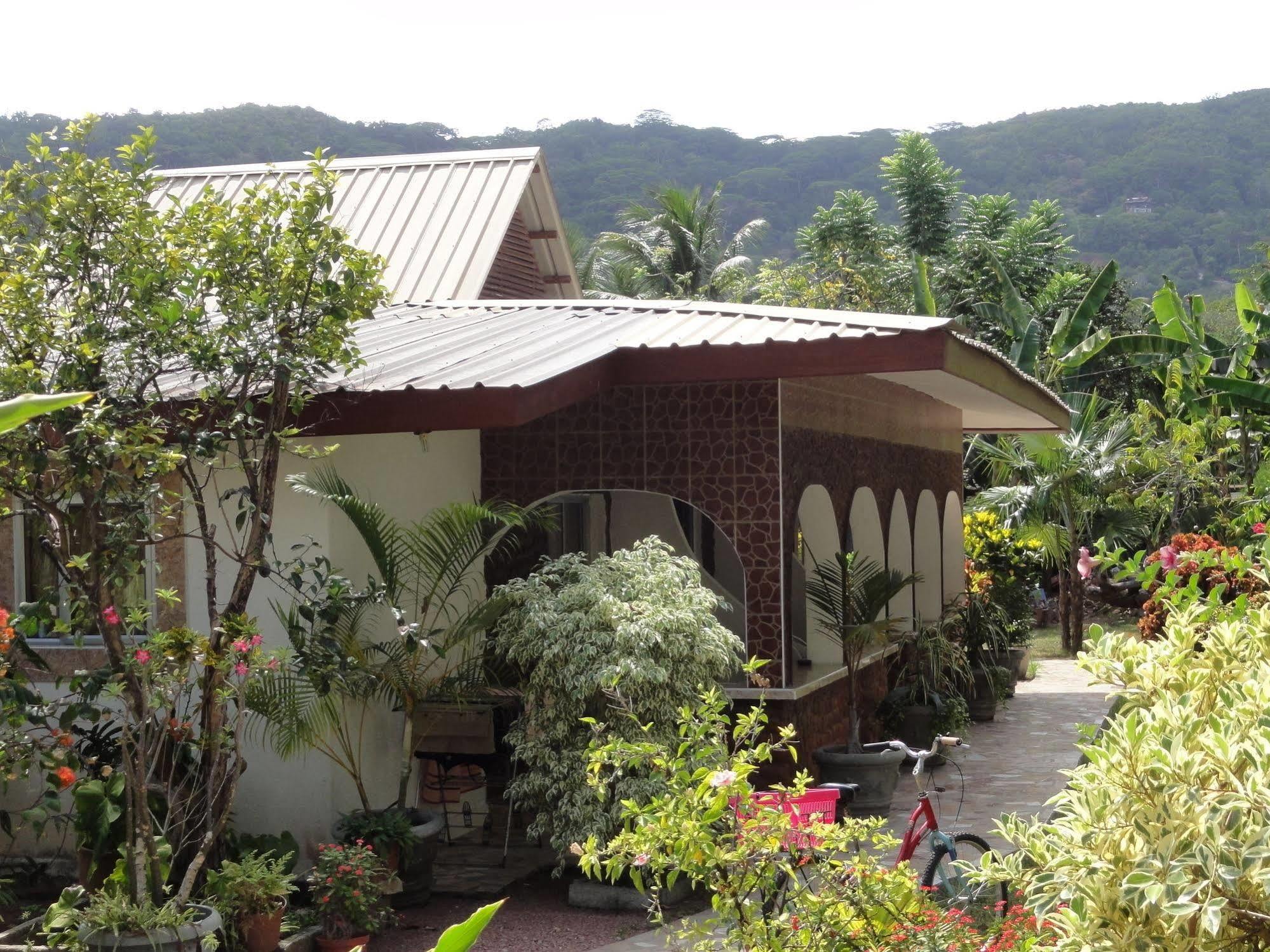 לה דיג Rising Sun Guest House מראה חיצוני תמונה